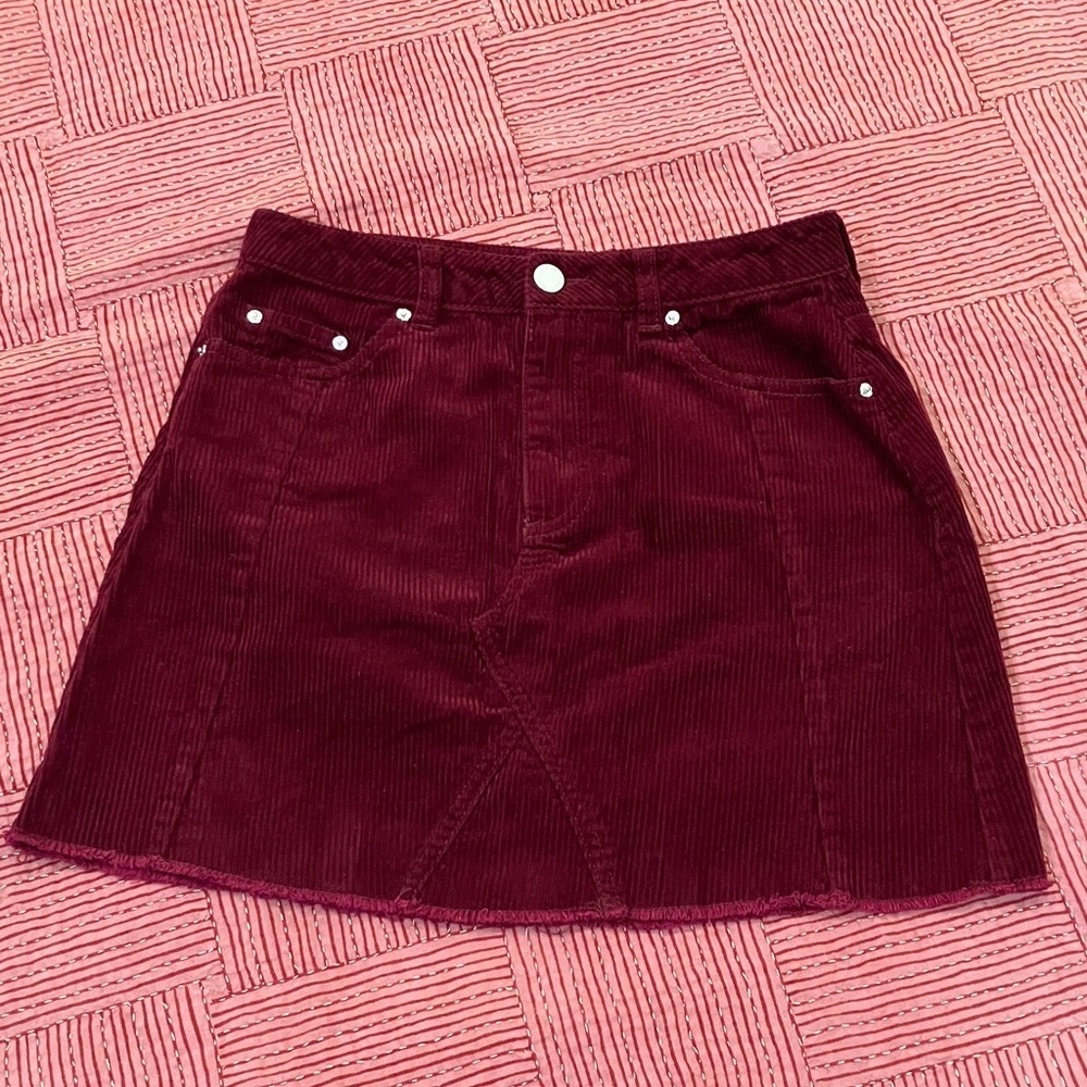 Miss Selfridge size 4 W26L15 Deep Red Corduroy mod Mini Skirt
